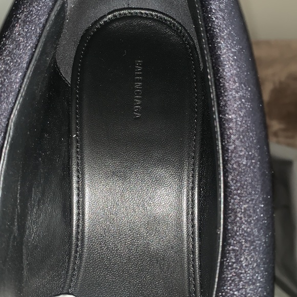 Balenciaga Women’s XL Pump - Picture 9 of 10